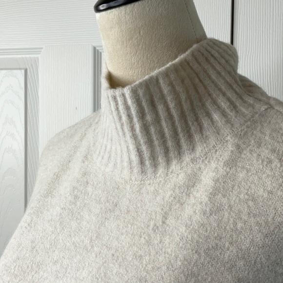 For The Republic Women’s Crew Sweater Wool Blend Size XS - Picture 4 of 12